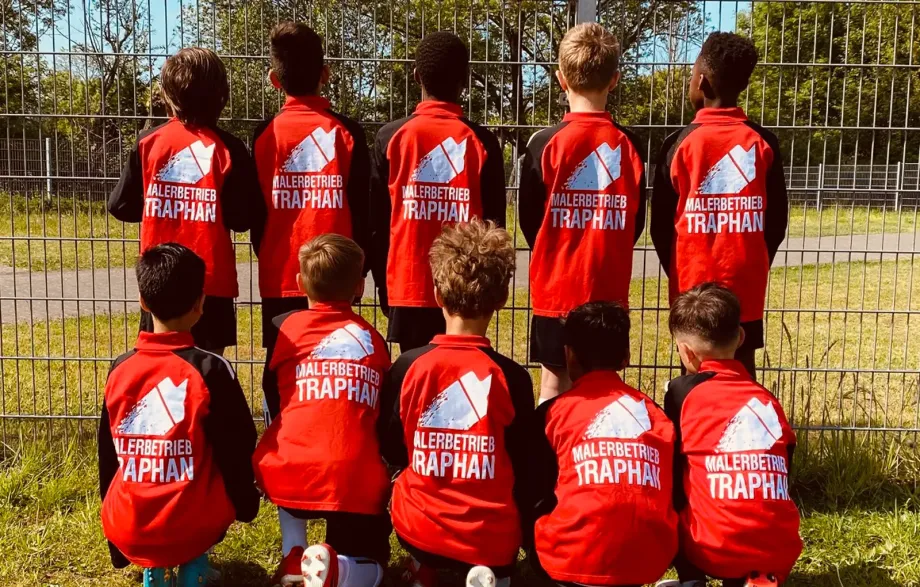 traphan malermeister meisterbetrieb paderborn trikotsponsor03 48876401