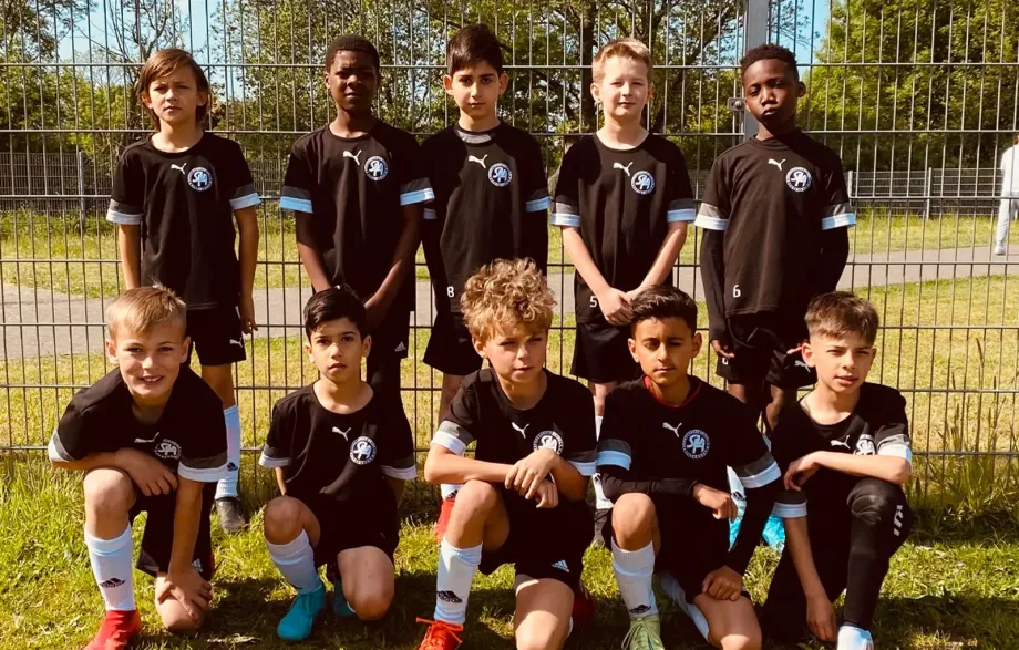 traphan malermeister meisterbetrieb paderborn trikotsponsor04 5edf992d